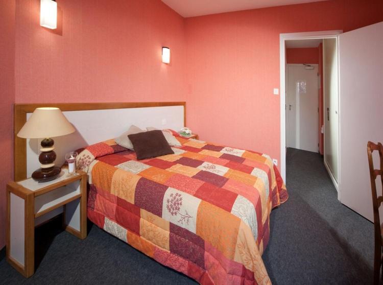 Logis Hotel Restaurant des Voyageurs - Housity