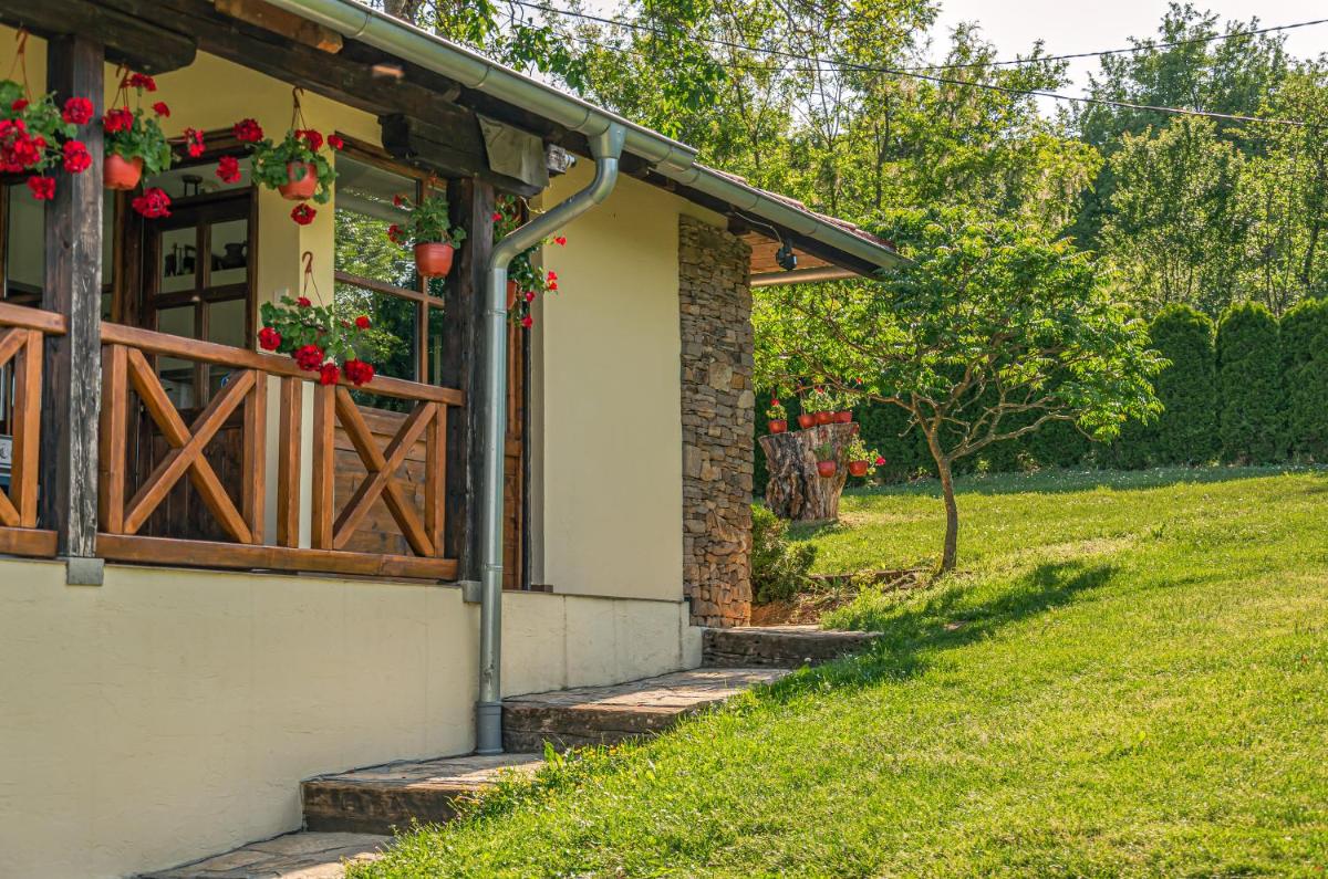 Apartmani Lunija - Housity