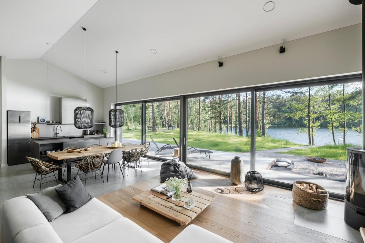 Villa The Lake - Housity