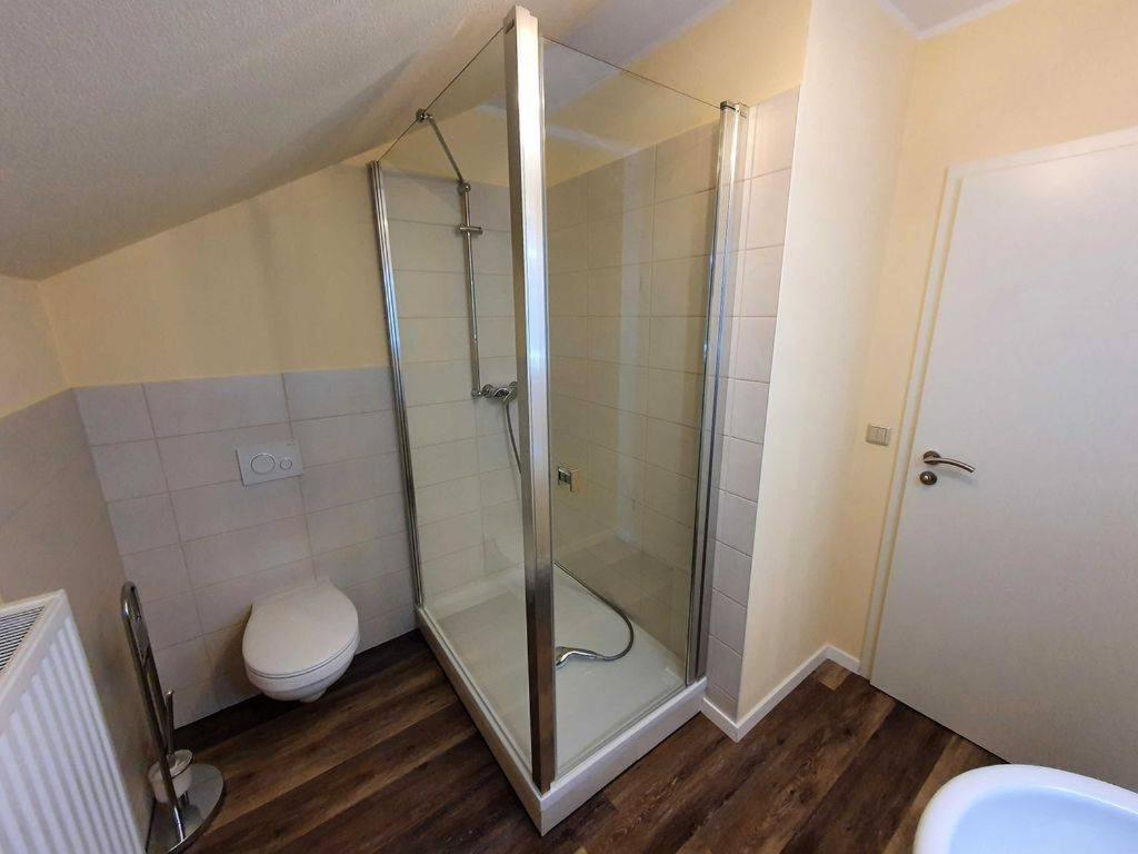 Ferienwohnung Am Bahnhof - Housity