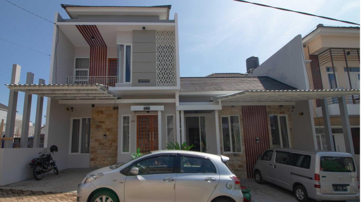 Villa Alpine 5 Bedroom with Mountain View - Housity