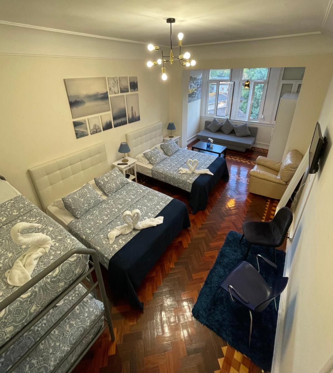 Blue Bairro Guesthouse - Housity