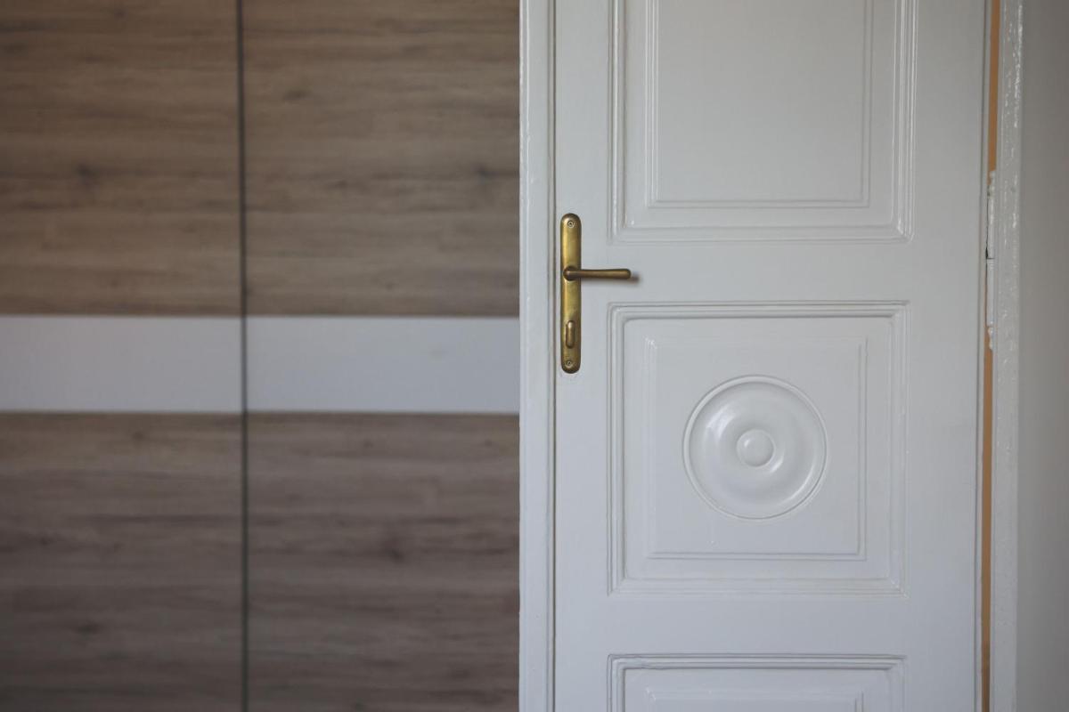 Vácz Up! Apartment & Studio - Housity