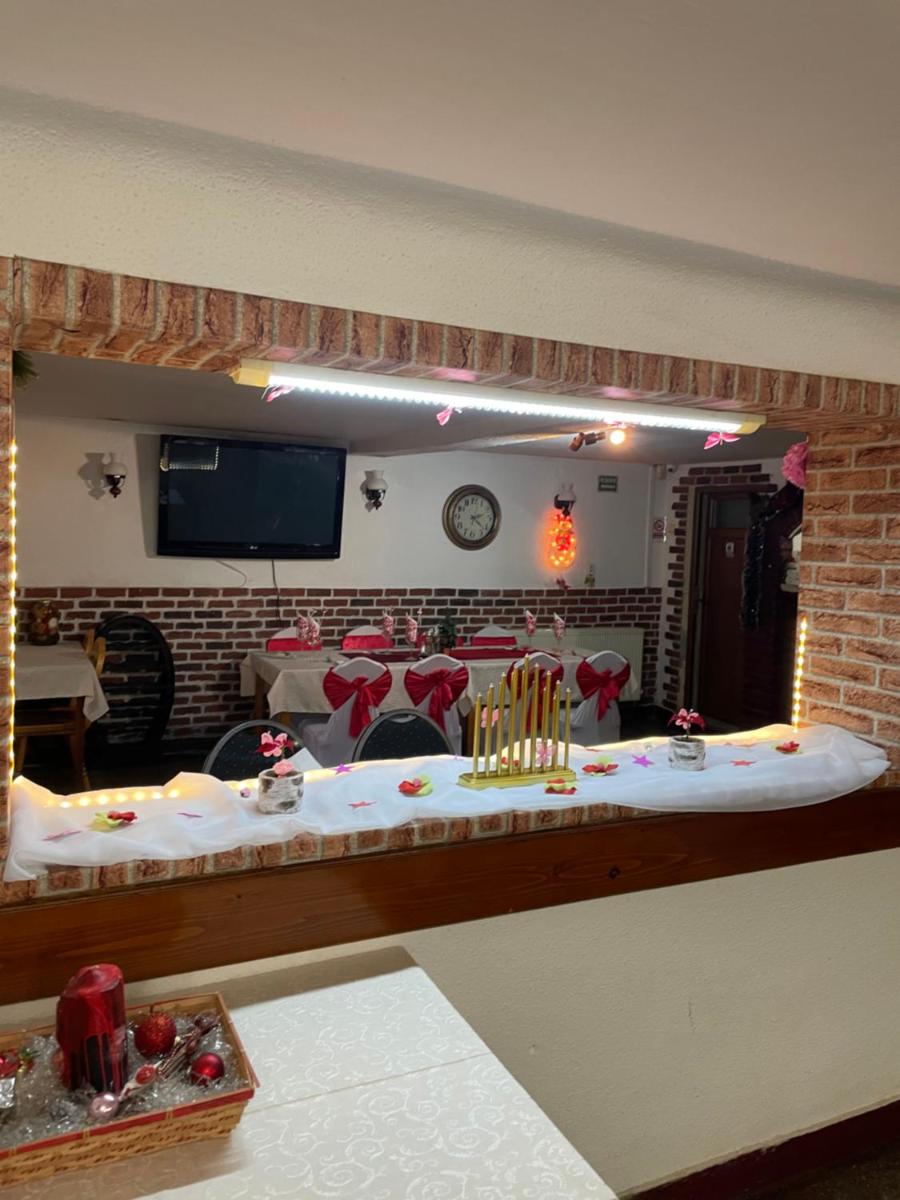 Pensiune cu restaurant - Housity