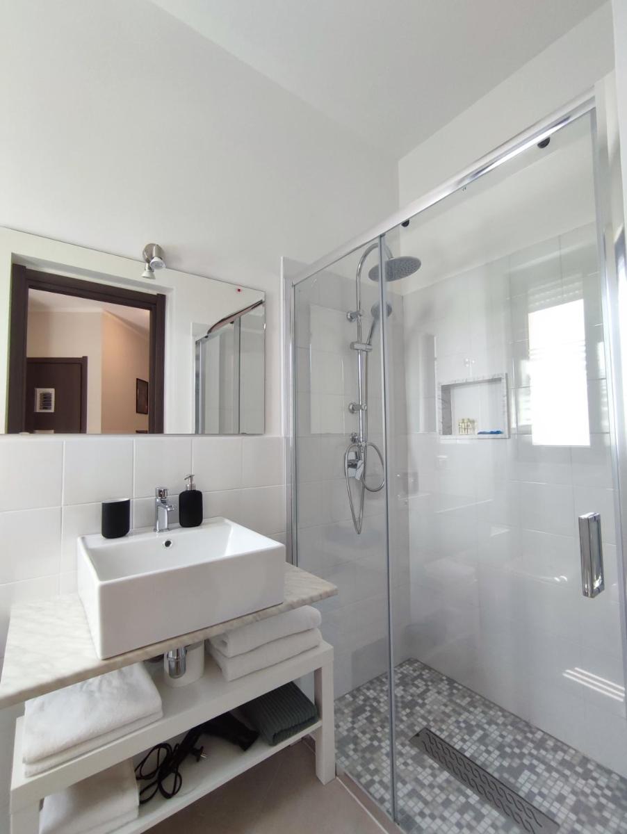Cristian Rooms - Housity