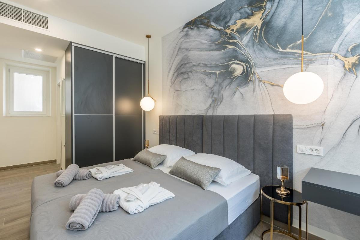 Diamond Luxury Rooms - Housity