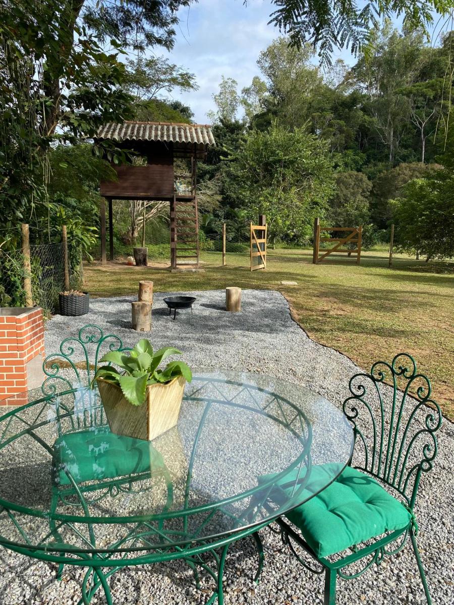 Recanto da Floresta - Casa de campo em Secretário - Housity