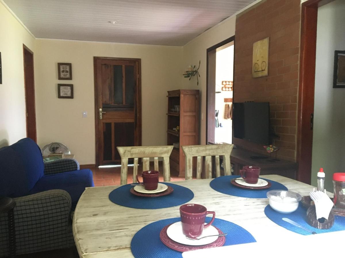 Recanto da Floresta - Casa de campo em Secretário - Housity