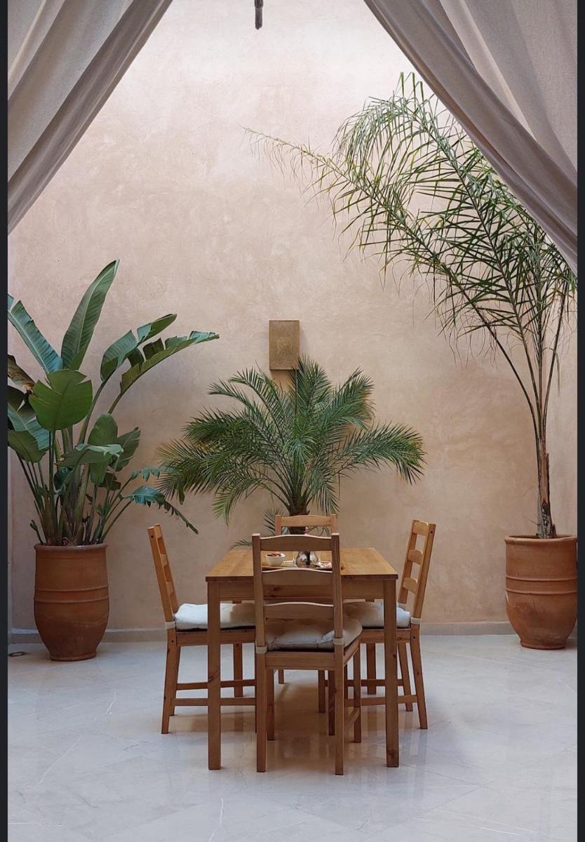 Riad L'Aéroport - Housity