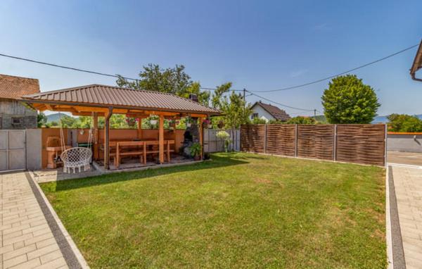 Holiday House Sweet Home - Housity