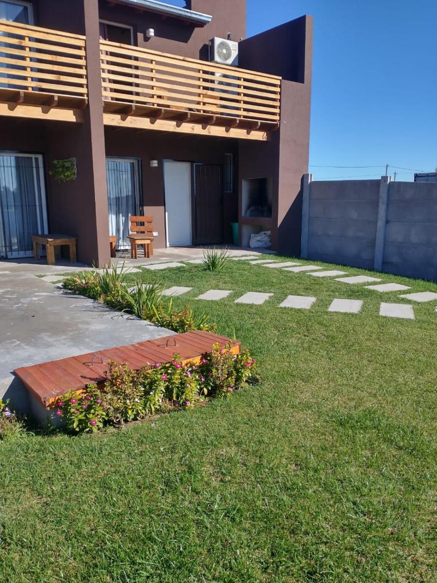 Duplex familiar con pileta en zona parque - Housity