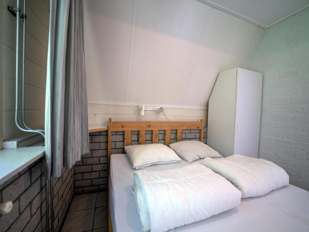 Cosy holiday home in Eerbeek with balcony terrace - Housity