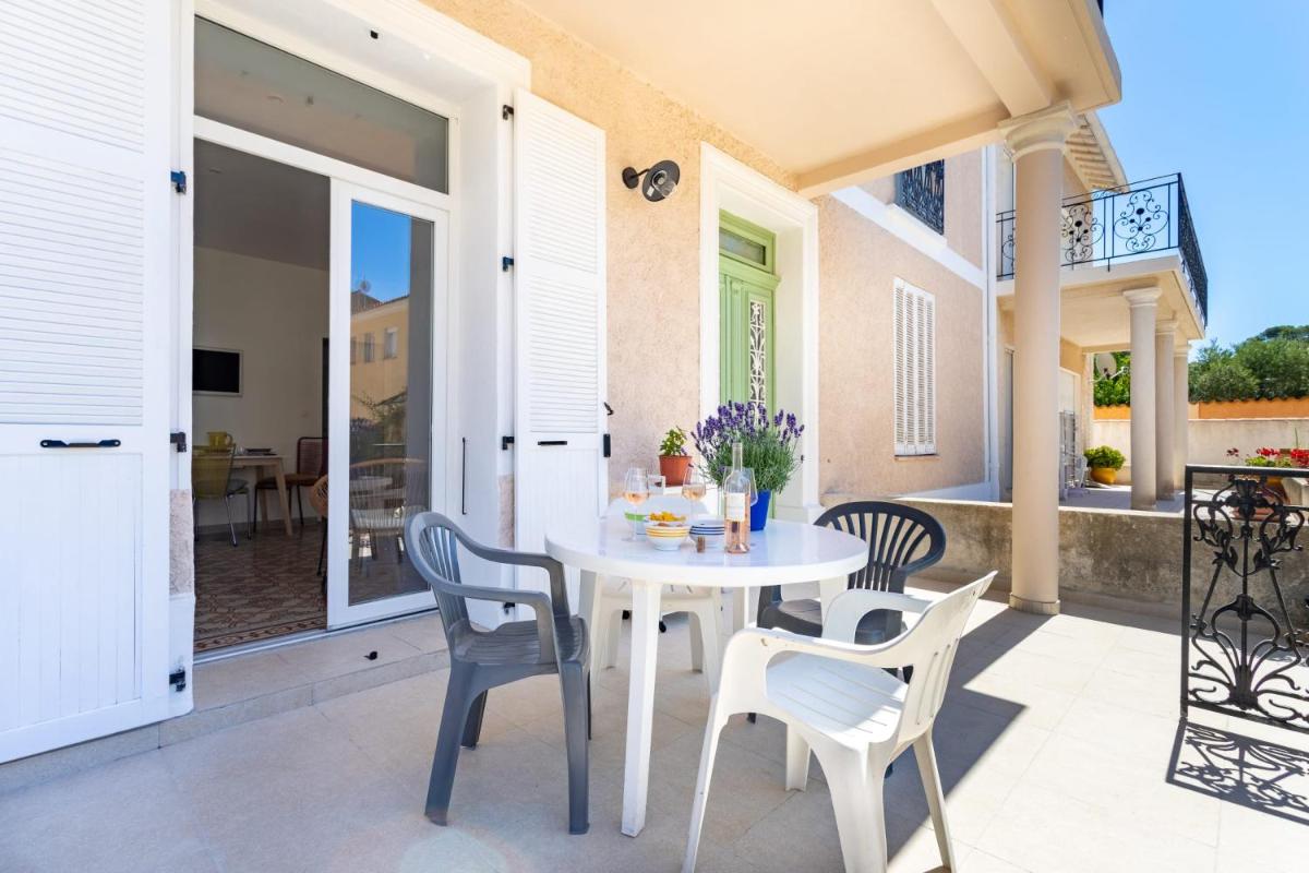 Luxurious 1 bedroom, AC, terrace, close beaches - Dodo et Tartine - Housity
