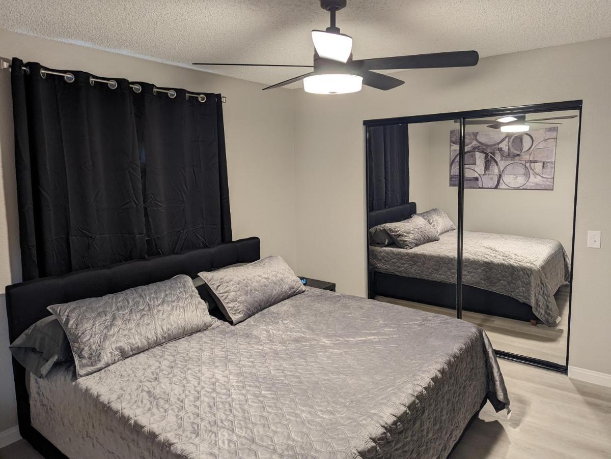 Casa Mesa Villas - Housity