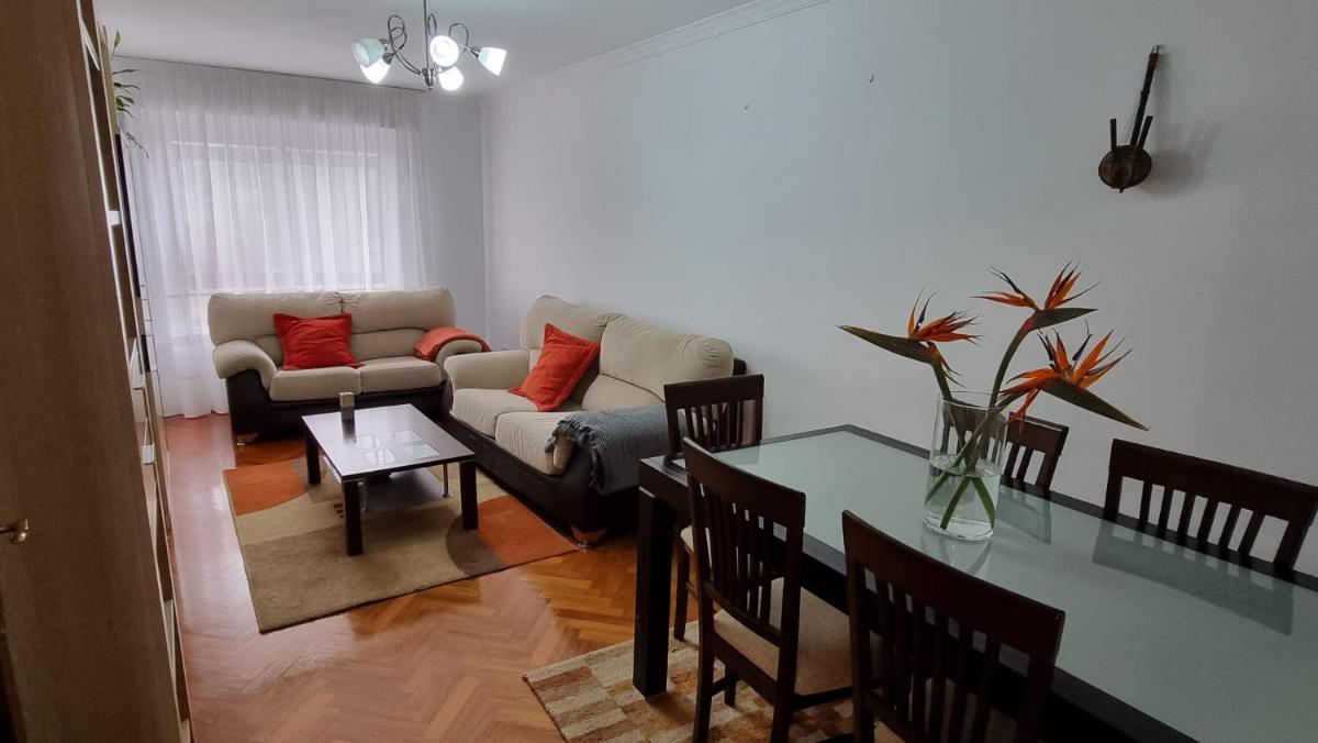 Beautiful apartment with terrace in Vila - Housity