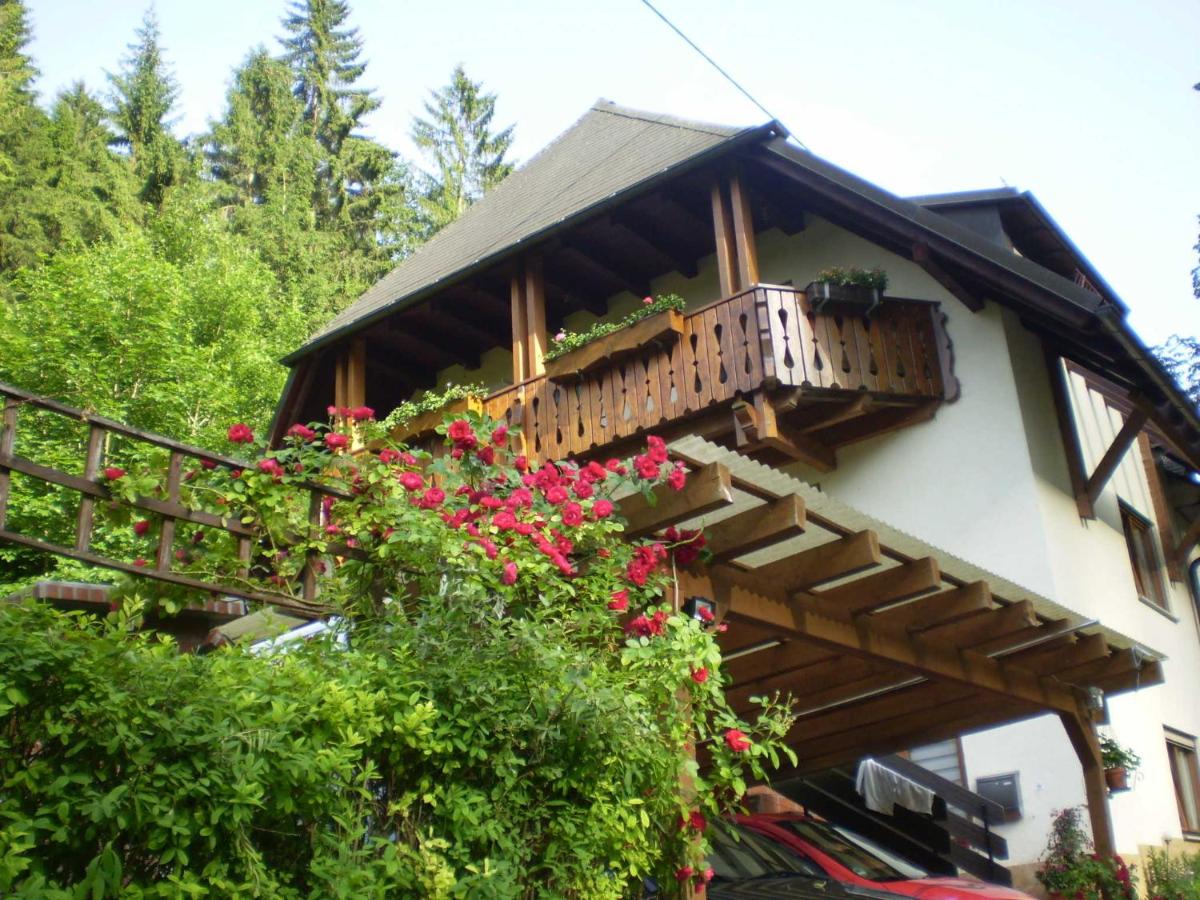 Haus am Bach - Housity