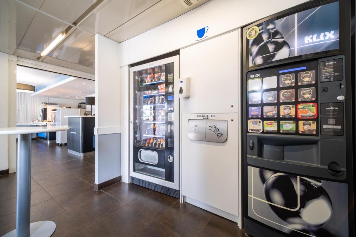 B&B HOTEL Calais Terminal Cité Europe 2 étoiles - Housity