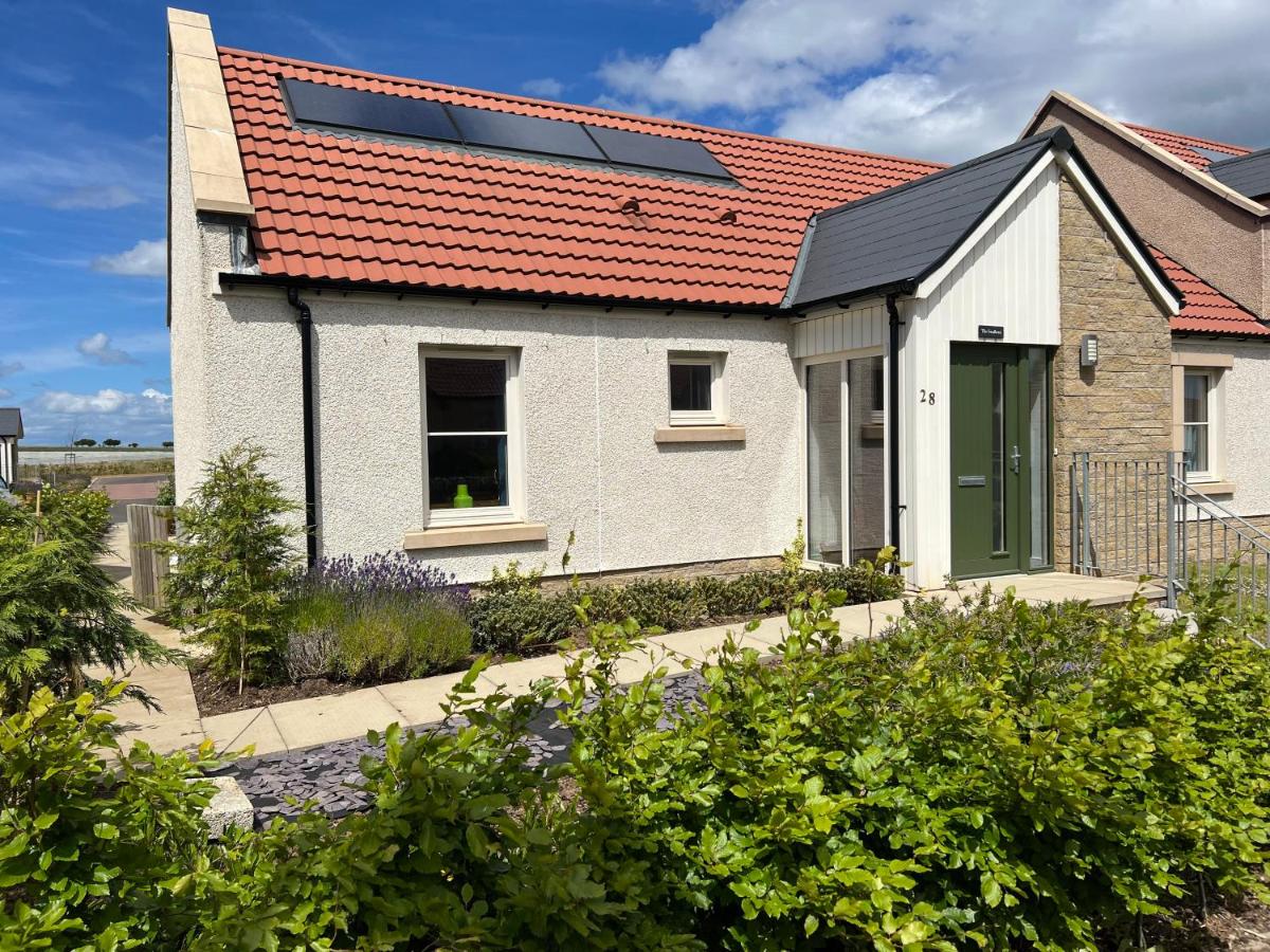 COASTAL COTTAGE ideal for golf, walking and cycling - Housity