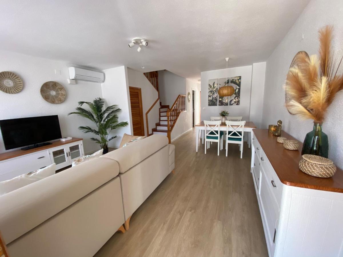 Casa Ibicenca en Benicasim a 3 minutos de la playa - Housity