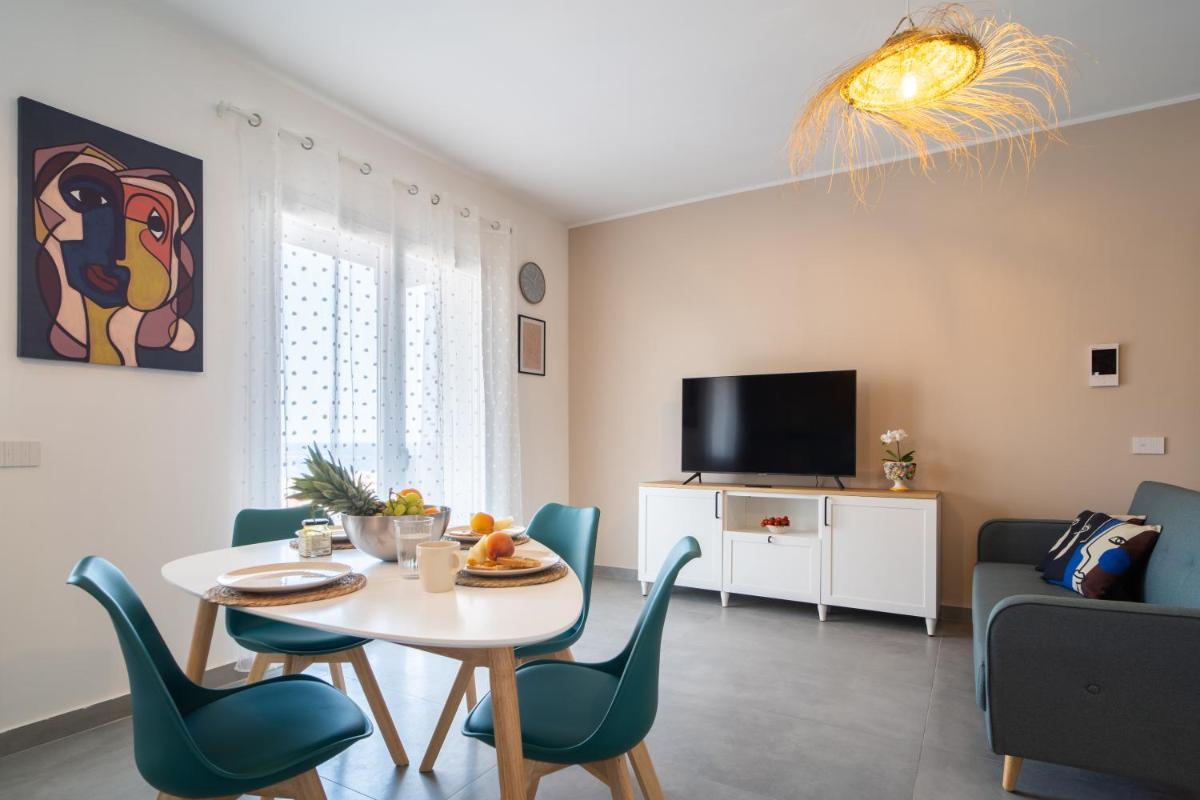 Imama' apartament vista mare - Housity