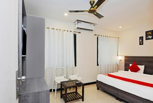 Hotel Baramati Stays - Housity