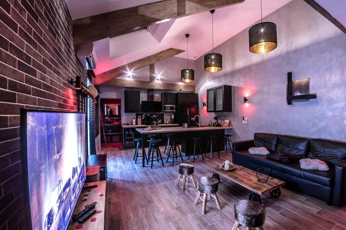 Gite & Spa Privatif Glam'88 - Vosges - Housity