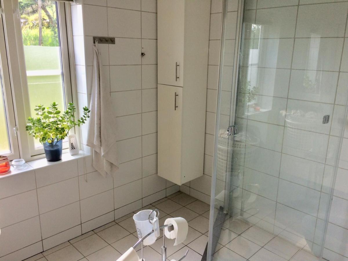 tau bed and breakfast - Housity
