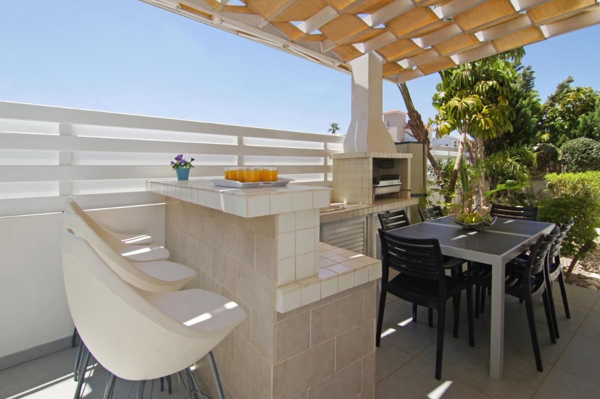 Villa Blue Oasis - Housity
