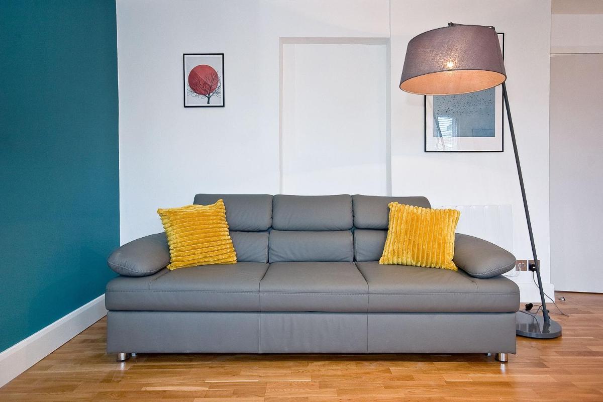Mulberry Flat 5 - One bedroom 3rd floor by City Living London - Housity