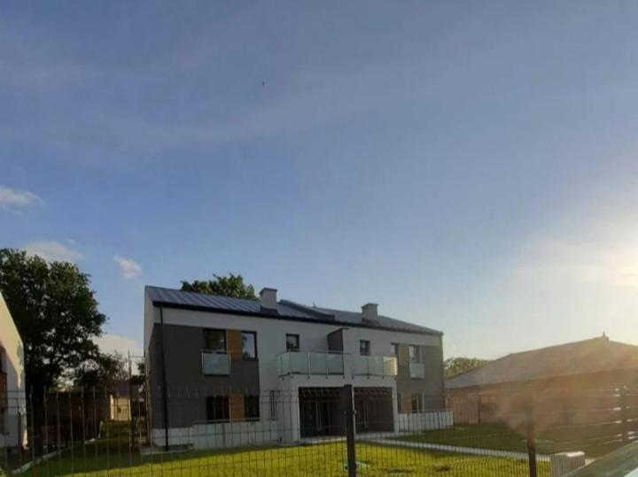APARTAMENT OBOZOWA - Housity