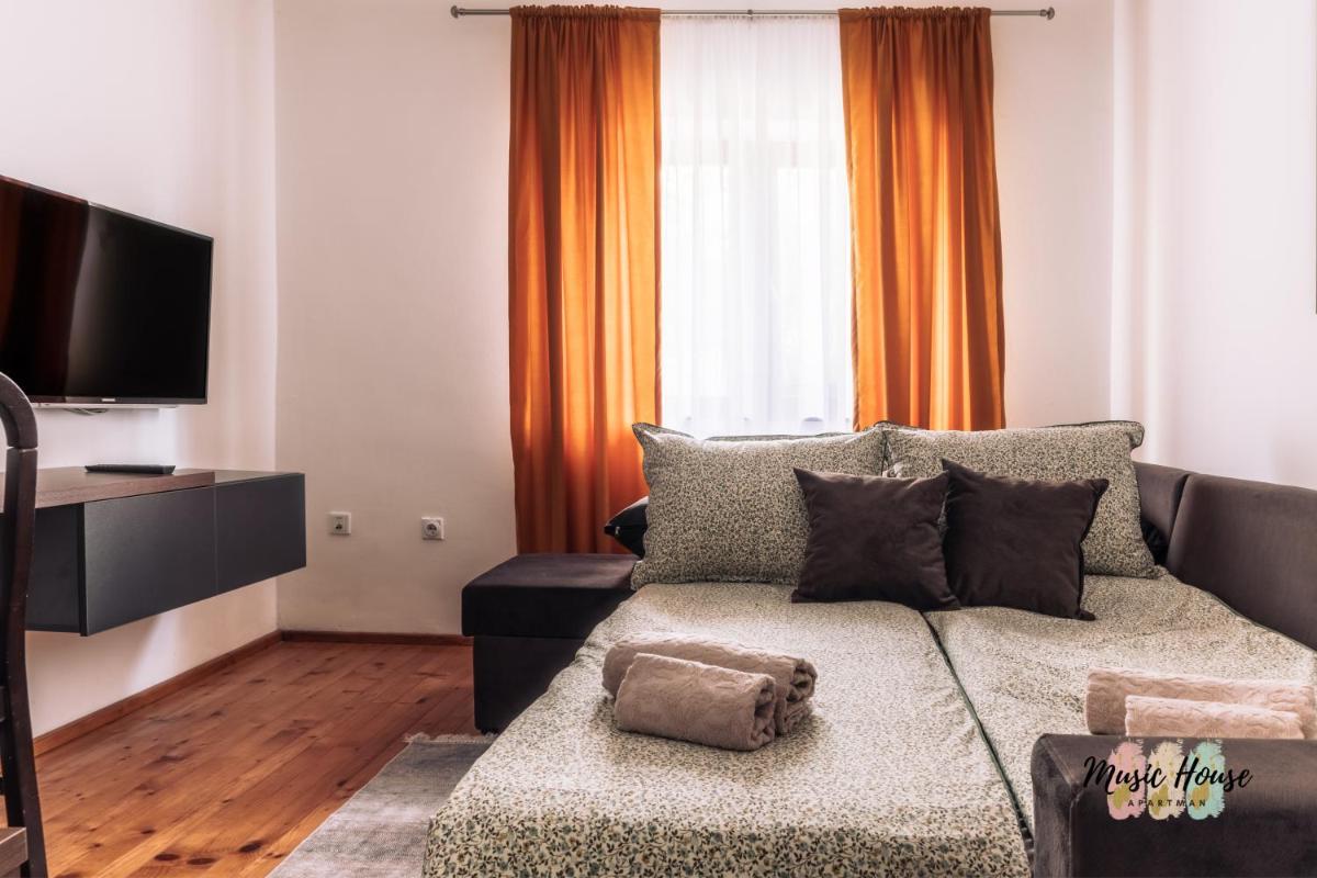Music House Apartment - Housity