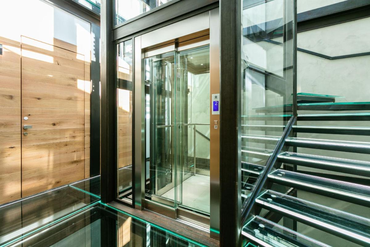 DOMUS CAVOUR Rooms&Suites - Hizvo