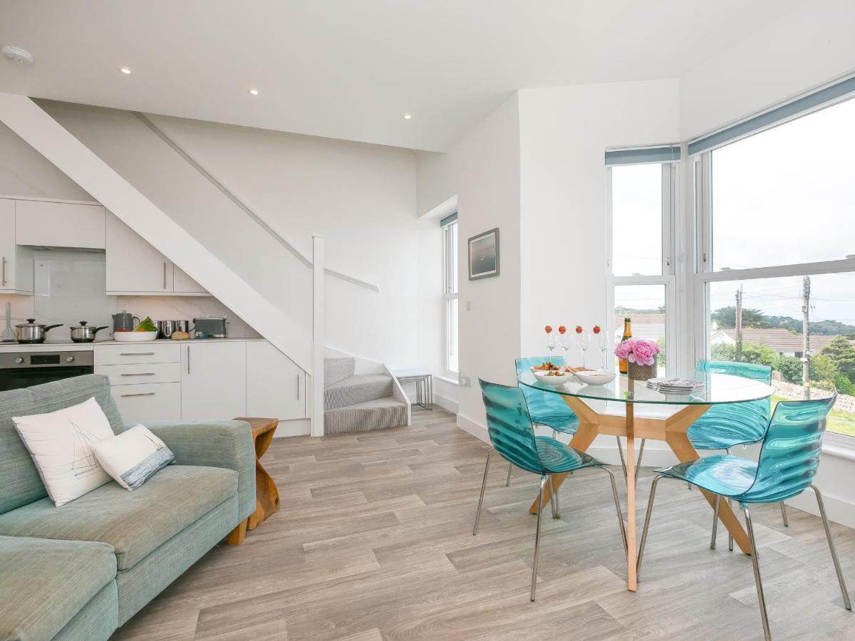 Samphire - Housity