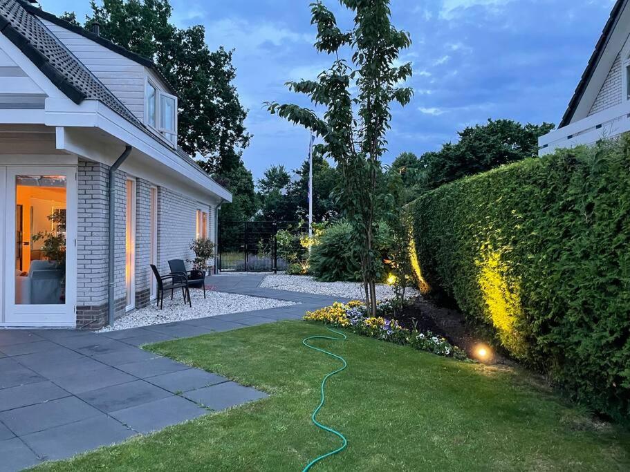 Luxury villa with private Sauna and Jacuzzi in Holland - Housity
