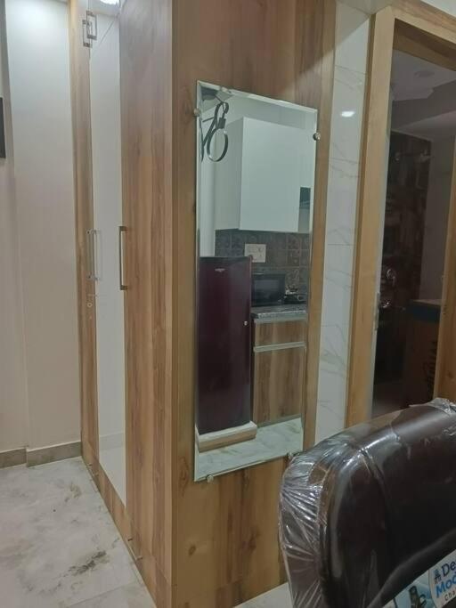 BnBBuddy Classy Studio Apt 903 in Central Delhi - Housity