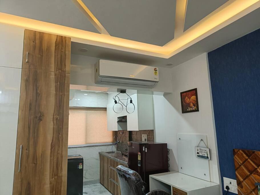 BnBBuddy Classy Studio Apt 903 in Central Delhi - Housity