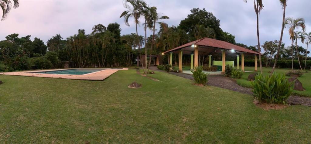 Casa a 5 minutos de los parques del IRTRA - Housity