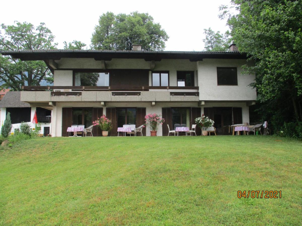 Gästehaus Leo - Housity