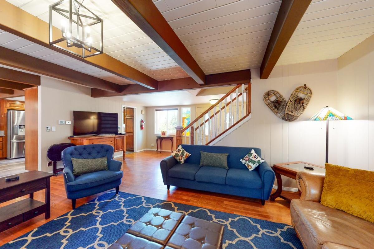 Grizzly Mountain Getaway - Housity