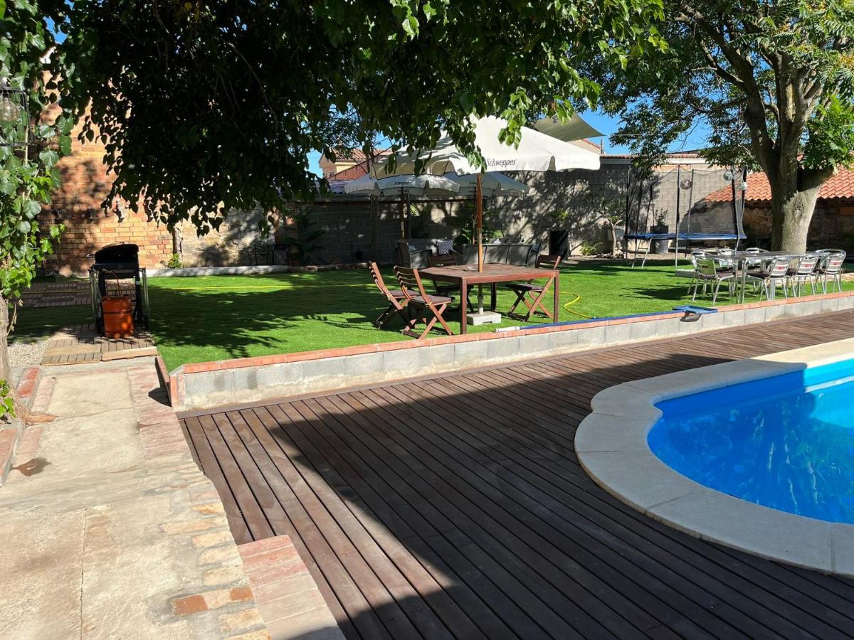 Casa amb piscina - Housity