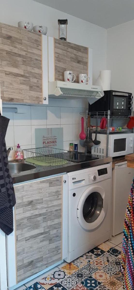 Appartement climatisé T1 bis métro à 200 m - Housity