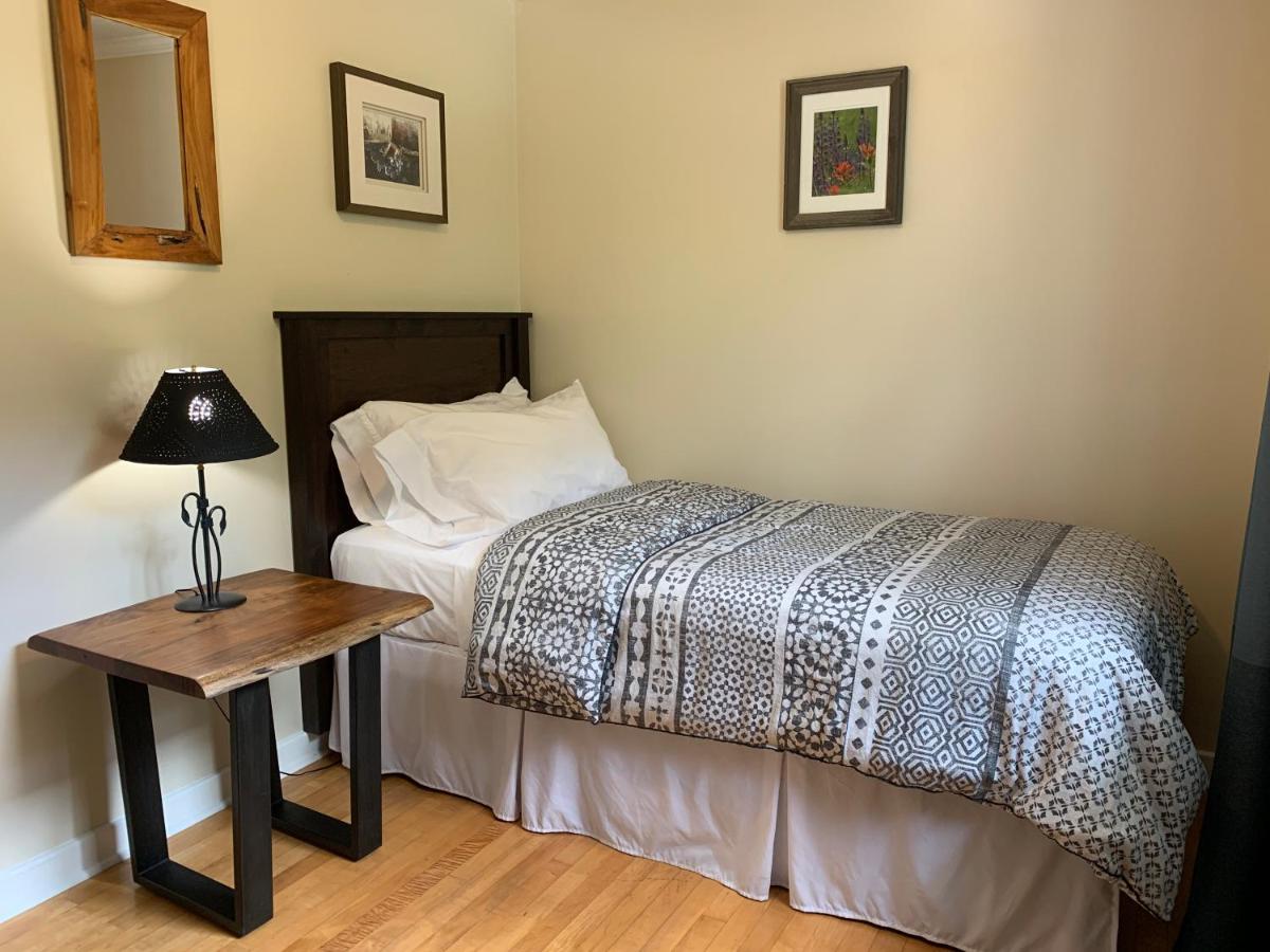 Canadian Rockies Inn - Adults only - Housity