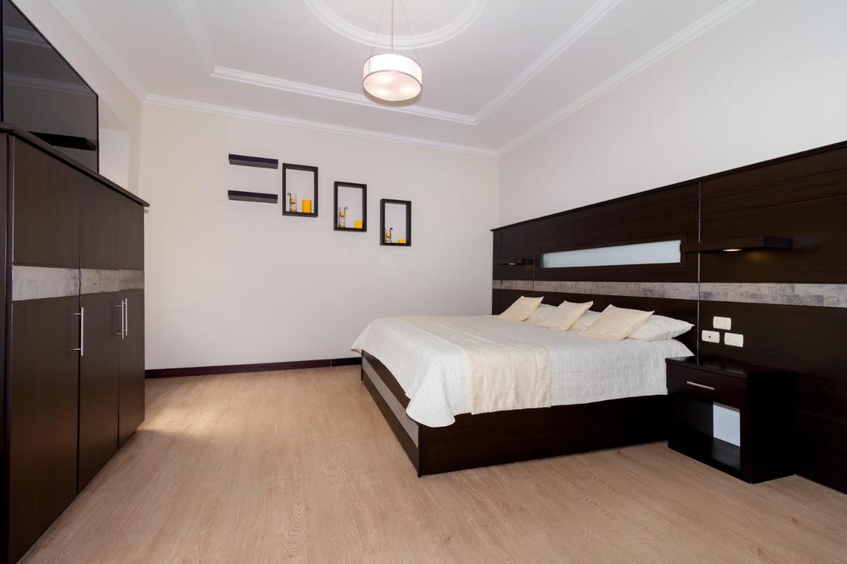Hotel Majestic 2 by HHG - Housity
