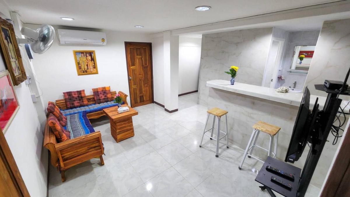 Suitetrails - APARTMENT A4 DINDAENG