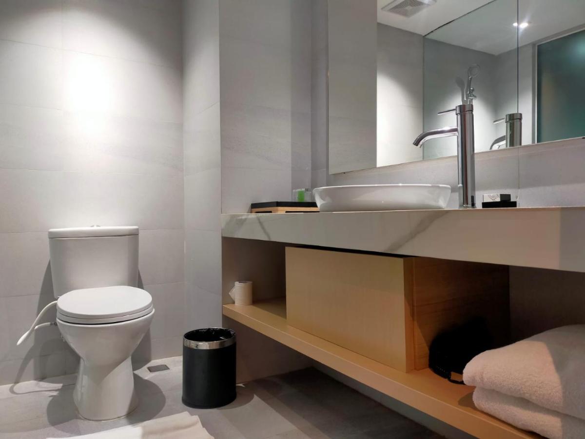 Suitetrails - Hotel Eastern Bojonegoro