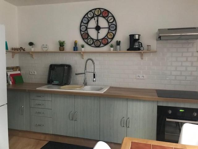 Salardine Apartments - Cosy Suite - Housity