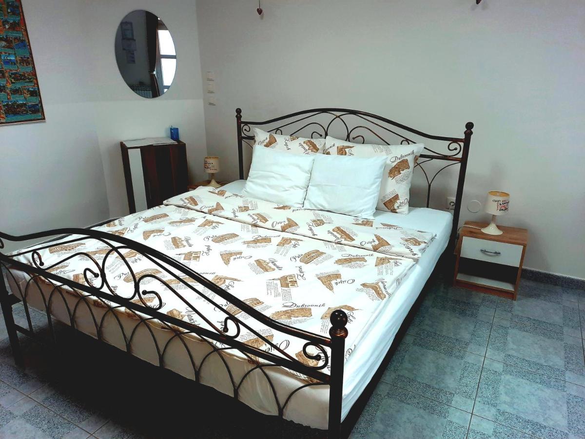 Suitetrails - Studio Apartment David