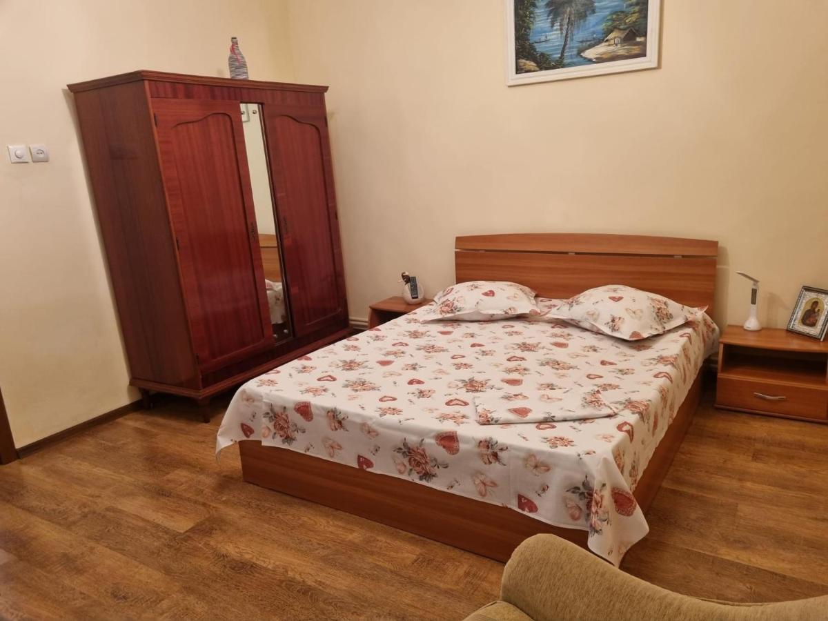 Nec House - Housity