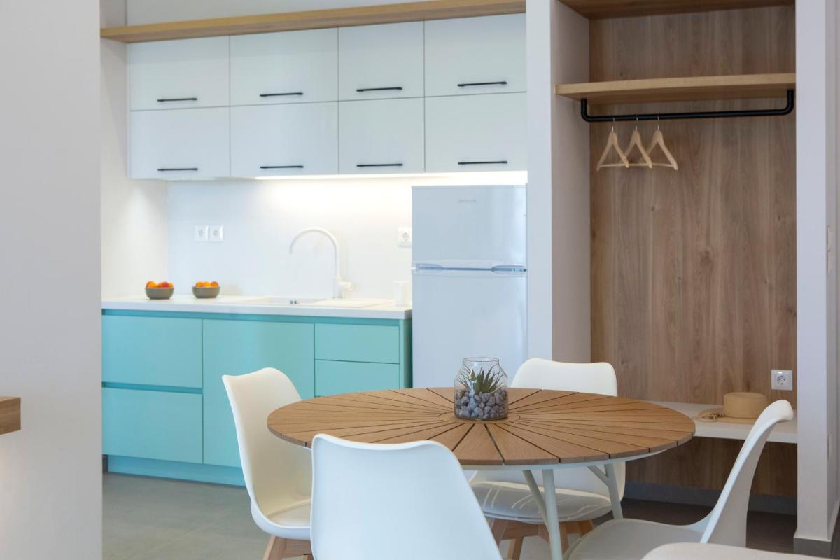 Elianthi Luxury Apartments - Housity