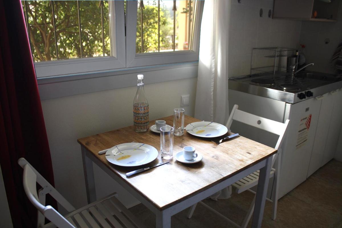 Studio 242 - Housity
